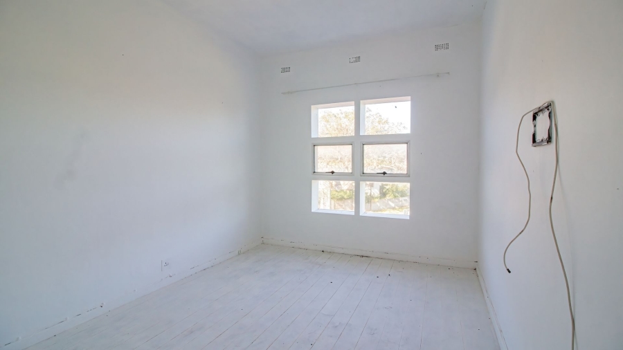 1 Bedroom Property for Sale in Quigney Eastern Cape